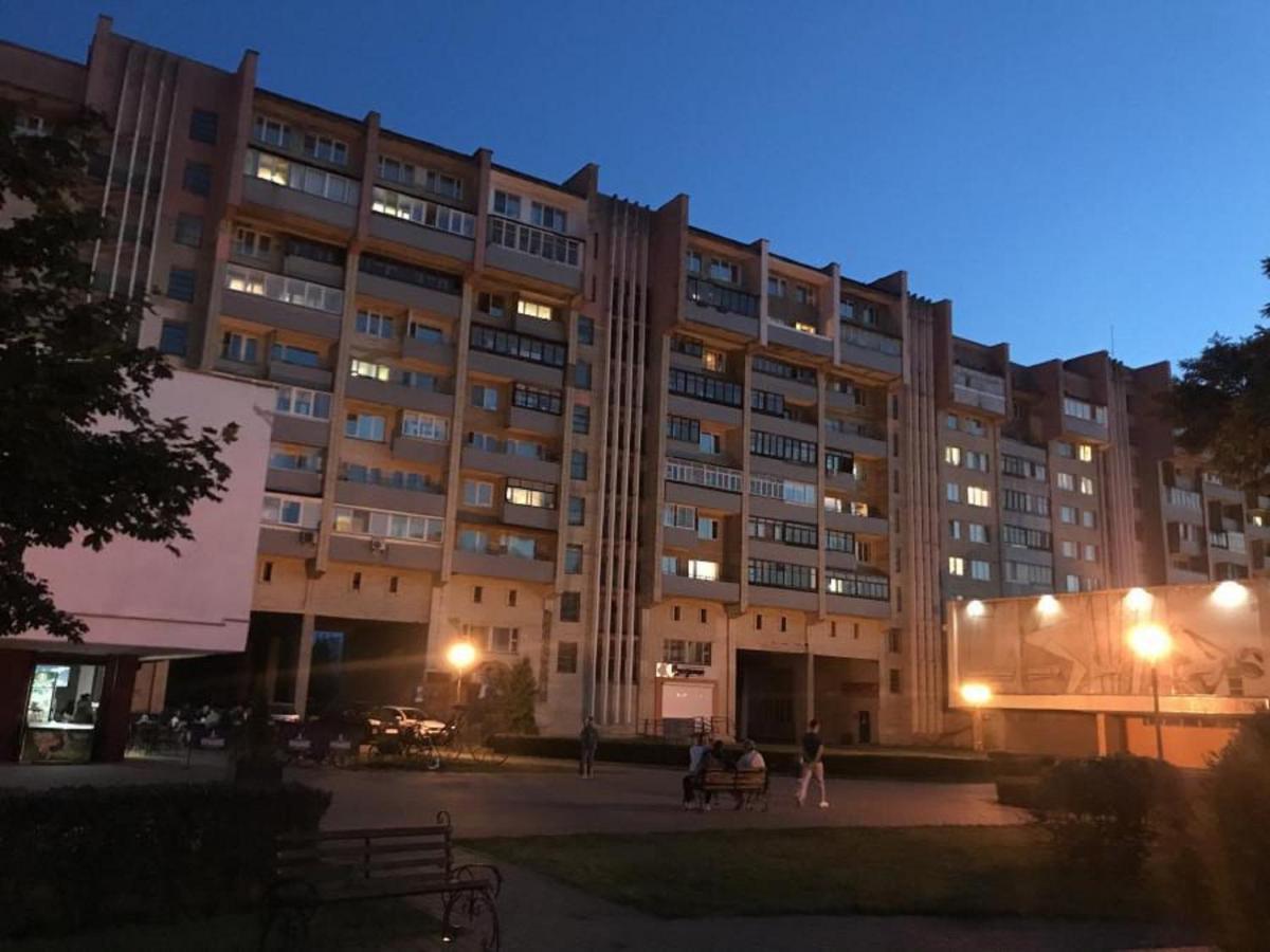 Paulmarie Apartments On Gor'Kogo 41 Babruisk Exterior foto